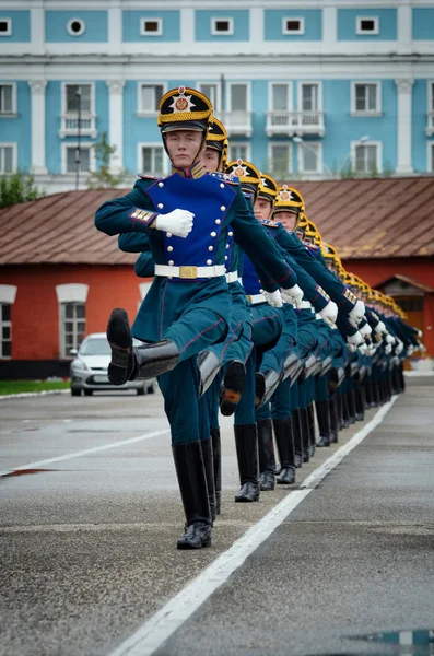 Moskva Rusko Červen 2018 Presidential Pluk Vojáků Pochodující Praktikování Střílet — Stock fotografie