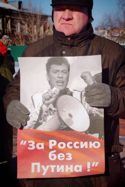 Barnaul, Rusya Federasyonu-Şubat 24, Boris Nemtsov ölüm yıldönümünde 2019.Picket. Posterler 