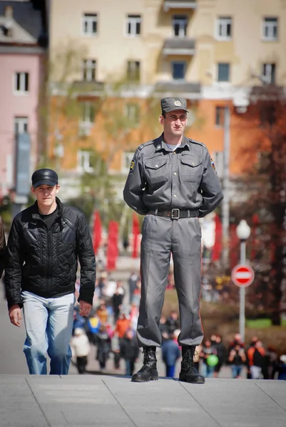 바르나울의 러시아 2018 러시아 의무에는 — 스톡 사진