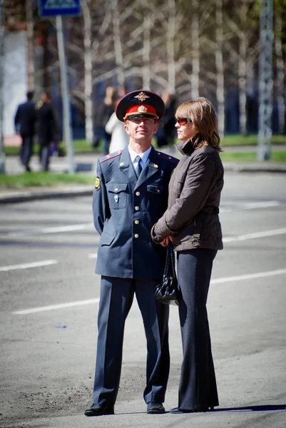 Barnaul, Rusya Federasyonu-Temmuz 24, 2018. Rus polisi görevde olduğunu