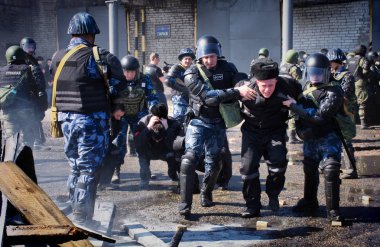 Novoaltaysk, Rusya-10 Nisan 2019. rehinelerin serbest bırakılması için ceza kolonisinde öğretiler