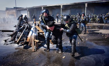 Novoaltaysk, Rusya-10 Nisan 2019. rehinelerin serbest bırakılması için ceza kolonisinde öğretiler