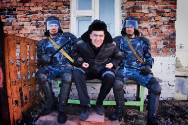 Novoaltaysk, Rusya-10 Nisan 2019. rehinelerin serbest bırakılması için ceza kolonisinde öğretiler