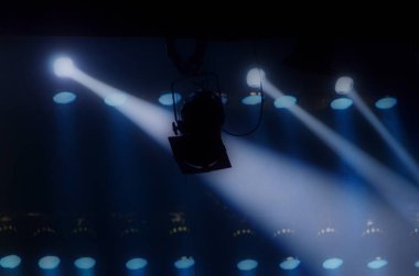 Tiyatro sahnesinde Aydınlatma fenerler Işık