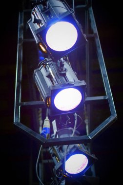 Tiyatro sahnesinde Aydınlatma fenerler Işık