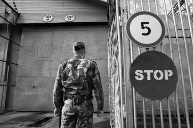 Altay Krai, Rusya-6 Eylül 2019. Bir Rus hapishanesinde gardiyanlar