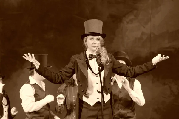 2018年1月12日 俄罗斯巴瑙尔 19世纪的服装演员在剧中扮演 Gogol — 图库照片