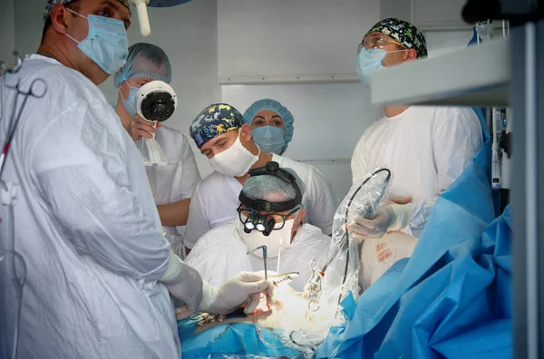 Novosibirsk Russia Giugno 2020 Team Chirurgico Opera Paziente Ospedale — Foto Stock