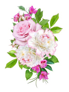 Çiçek kompozisyon. İhale beyaz pembe peonies, pastel gül, yeşil yaprakları bir buket. Beyaz arka plan üzerinde izole.