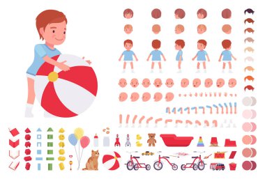 Küçük çocuk, küçük çocuk oyuncaklarla oynuyor İnşaat seti