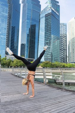 kadın eğitim açık havada