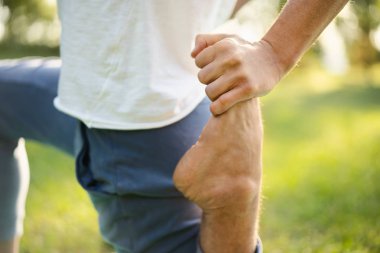 Pratik Yoga Park adam