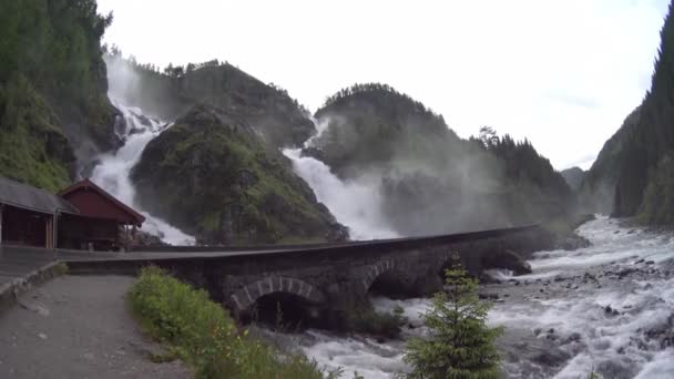 Grande Cascata Cascata Norway — Vídeo de Stock