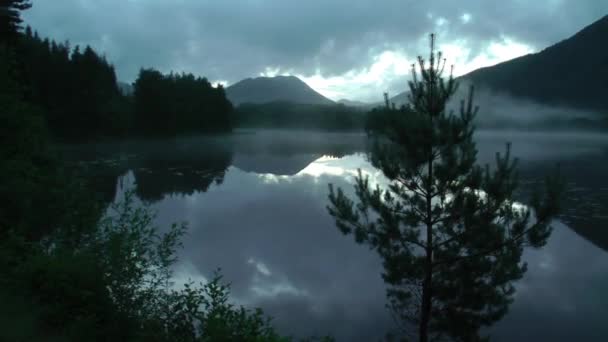 Göl Dağları Ile Manzara Norveç — Stok video