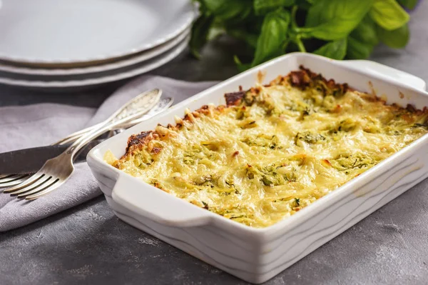 Courgette Aardappel Braadpan Met Kaas Vegetarisch Voedsel — Stockfoto