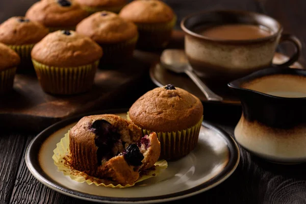 Hausgemachte Buchweizen Muffins Mit Blaubeeren — Stockfoto