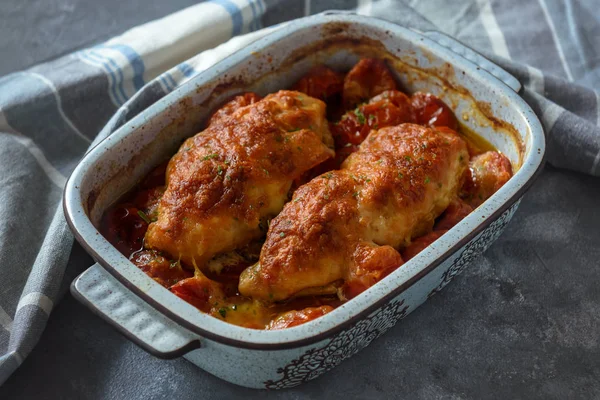 Petto Pollo Forno Con Mozzarella Pomodori — Foto Stock