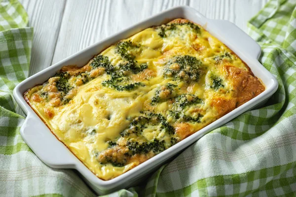 Broccoli Braadpan Met Eieren Kaas Vegetarisch Eten — Stockfoto