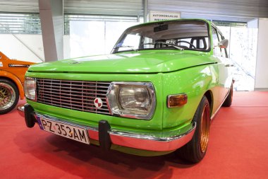 Statik görüntü üzerinde eski araba.