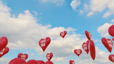 Kırmızı mavi gökyüzü için ws kalp şekli sinek yüksek balonlar
