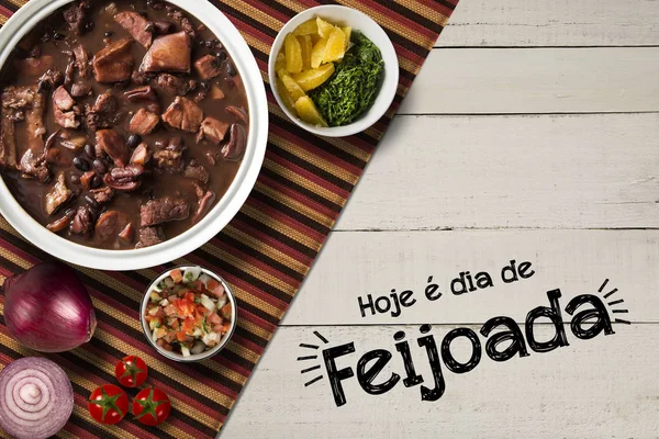 Comida Feijoada Brasileira Escrito Hoje Dia Feijoada Português Vista Superior — Fotografia de Stock