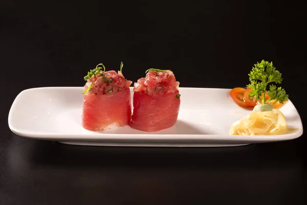 Traditional Japanese Sushi Roll Tuna — Stock Photo, Image