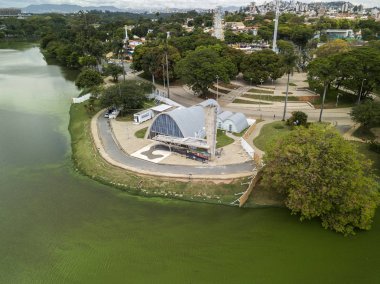 Belo Horizonte/Mg, Brezilya - 19 Ekim 2018 - dış görünümünü Sao Francisco de Assis Kilisesi Belo Horizonte, Brezilya için. Tarafından tasarlanan Oscar Niemeyer Pampulha kilise olarak bilinen