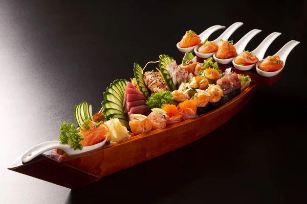 Japans Eten Combo Zwarte Achtergrond — Stockfoto