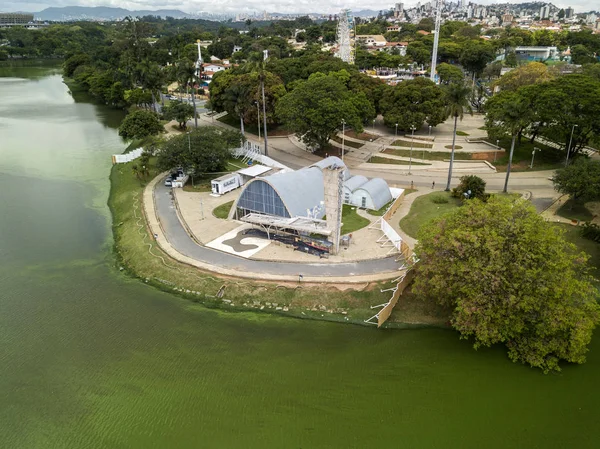 ベロオリゾンテ ブラジル 2018 ブラジル オリゾンテのサン フランシスコ アッシス教会の外観 によって設計されたオスカー ニーマイヤー Pampulha — ストック写真