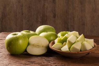 masada olgun yeşil elma yakın