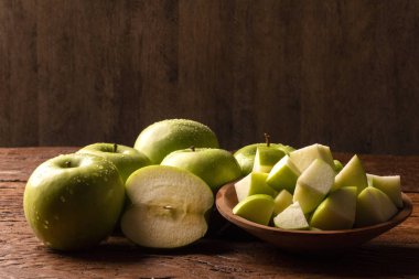 masada olgun yeşil elma yakın