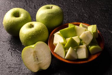 masada olgun yeşil elma yakın