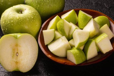 masada olgun yeşil elma yakın