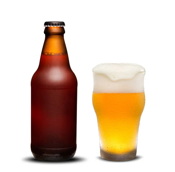 300ml beer bottles dry and glass beer with drops on white background. — Stock Photo, Image