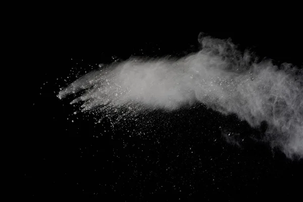 Biały Proszek Wybuch Białym Czarnym Tle Tutaj Pobrudzi Kolorowego Pyłu — Zdjęcie stockowe