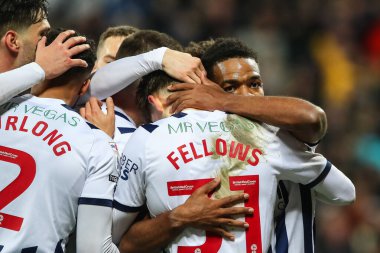 West Bromwich Albion 'dan Grady Diangana, 1 Mart 202' de İngiltere 'nin başkenti Hawthorns' ta oynanan Sky Bet Şampiyonası 'nda West Bromwich Albion' a karşı Coventry City maçında 2-0 kazanma golünü kutluyor.