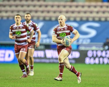 Wigan Warriors 'dan Liam Farrell, 1 Mart 202' de İngiltere 'nin Wigan Stadyumu' nda Wigan Warriors ile Huddersfield Giants arasındaki 3.