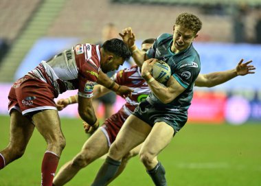 Huddersfield Giants takımının oyuncusu Elliot Wallis, Wigan Warriors 'un 1 Mart 202' de Wigan, İngiltere 'deki Wigan Stadyumu' nda oynanan 3.