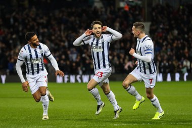 West Bromwich Albion takımından Mikey Johnston, 1 Mart 202 'de West Bromwich Albion' a karşı Coventry City 'de oynanan Sky Bet Şampiyonası' nda 1-0 'lık galibiyet golünü kutluyor.