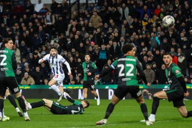 West Bromwich Albion takımından Mikey Johnston, 1 Mart 202 'de İngiltere' nin Hawthorns kentinde oynanan West Bromwich Albion-Coventry City maçında 1-0 berabere kaldı.
