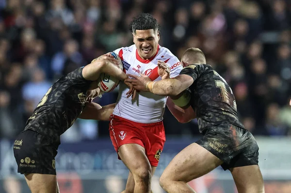 Sione Matautia Helens Enfrentado Por Brad Dwyer Leigh Leopards Jack — Fotografia de Stock