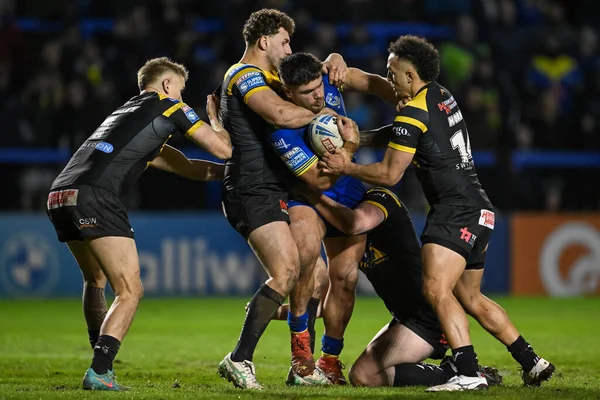 Joe Philbin Van Warrington Wolves Wordt Aangepakt Door George Lawler — Stockfoto