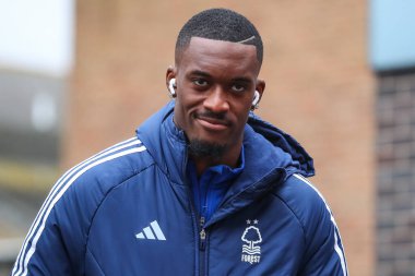 Nottingham Ormanı 'ndan Harry Toffolo, Nottingham Forest' a karşı Liverpool Premier Lig maçı öncesinde İngiltere 'nin Nottingham şehrinde 2 Mart 202' de geldi.