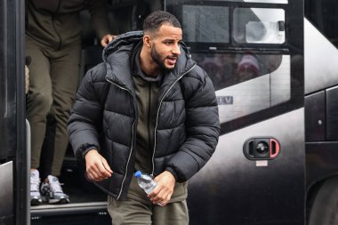 Barnsley 'den Barry Cotter, 2 Mart 202' de Adams Park, High Wycombe, Birleşik Krallık 'ta Wycombe Wanderers' a karşı oynanan Sky Bet 1 maçı sırasında geldi.