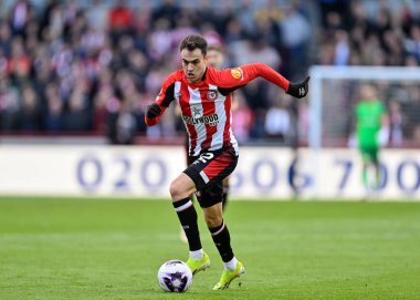 Brentford 'dan Sergio Reguiln, Premier League maçında Brentford Chelsea' ye karşı Gtech Community Stadyumu 'nda 2 Mart 2024' te öne çıktı.