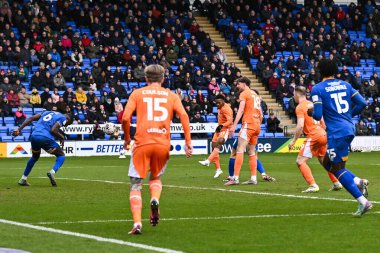 Blackpool 'dan Karamoko Dembele, 2 Mart 202' de Croud Meadow, Shrewsbury, İngiltere 'de oynanan Sky Bet League 1 karşılaşmasında 0-1 berabere kaldı.