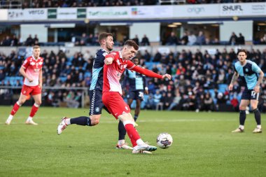 Barnsley 'den Conor Grant, 2 Mart 202' de Adams Park, High Wycombe, İngiltere 'de Wycombe Wanderers' a karşı oynanan Sky Bet 1 karşılaşmasında 2-4 berabere kaldı.