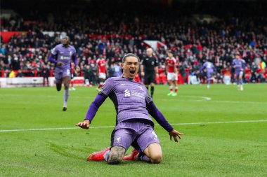Liverpool 'lu Darwin Nez, İngiltere' nin Nottingham şehrinde oynanan Premier Lig maçı Nottingham Forest-Liverpool maçında 0-1 kazanma hedefini kutluyor.