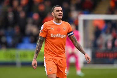 Blackpool takımından Oliver Norburn 2 Mart 202 'de Croud Meadow, Shrewsbury' de oynanan Shrewsbury Town-Blackpool maçında