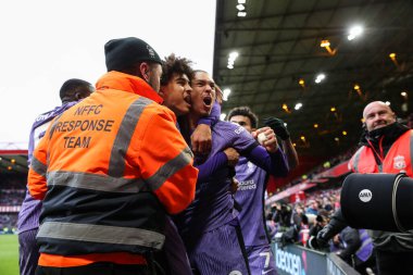 Liverpool 'lu Darwin Nez, İngiltere' nin Nottingham şehrinde oynanan Premier Lig maçı Nottingham Forest-Liverpool maçında 0-1 kazanma hedefini kutluyor.